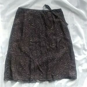 🚨Ann Taylor Silk Skirt
